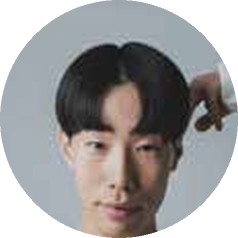 坂口涼太郎